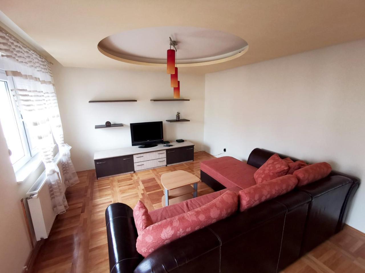 Apartman White เบลเกรด ภายนอก รูปภาพ