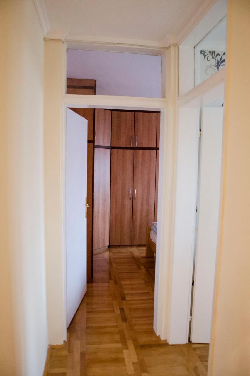 Apartman White เบลเกรด ภายนอก รูปภาพ